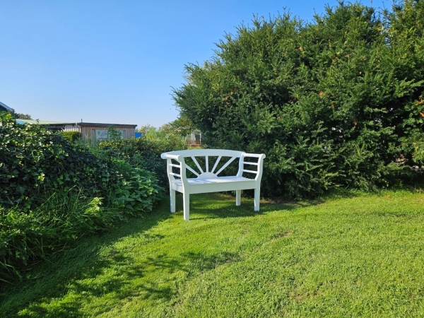 Gartenbank mit Sonnenmotiv 160 cm Gartenbank mit Sonnenmotiv 160 cm